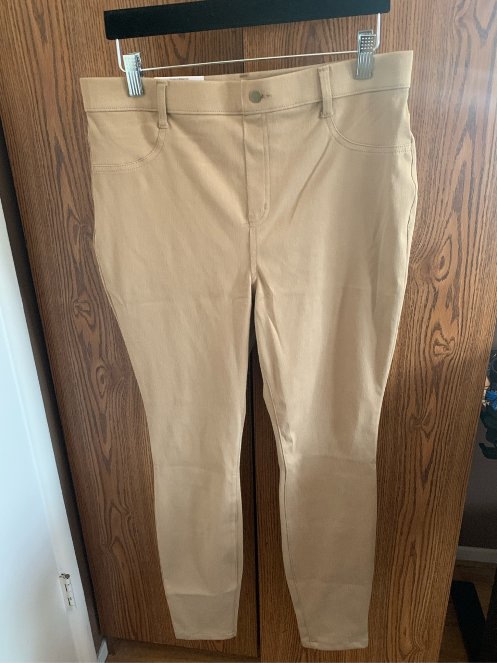 Women's Tan high rise 
TT Core Jegging